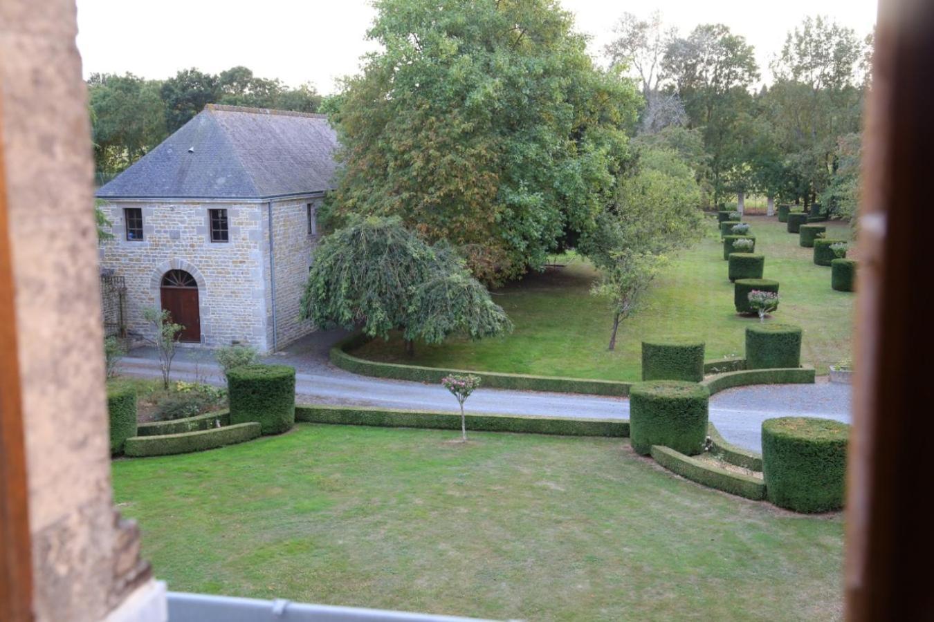 Chateau Du Bu Anctoville Kamer foto